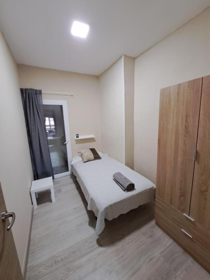 Apartment Meridiana Sant Andreu 4 Bedrooms *